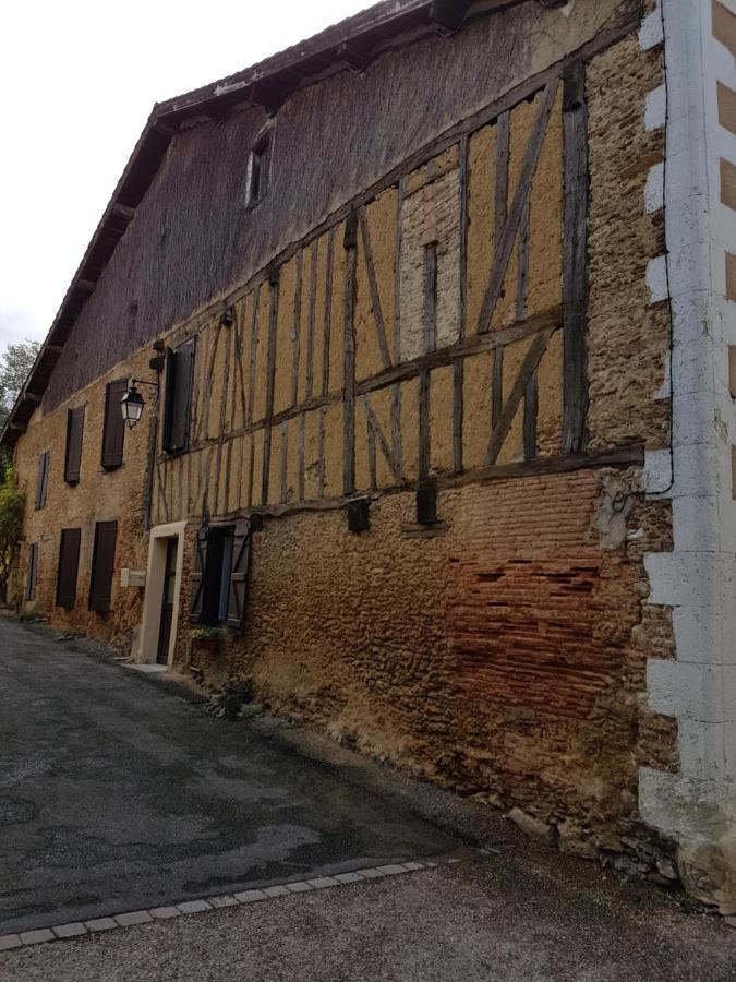Cudoille Bed and Breakfast Armous-et-Cau Buitenkant foto